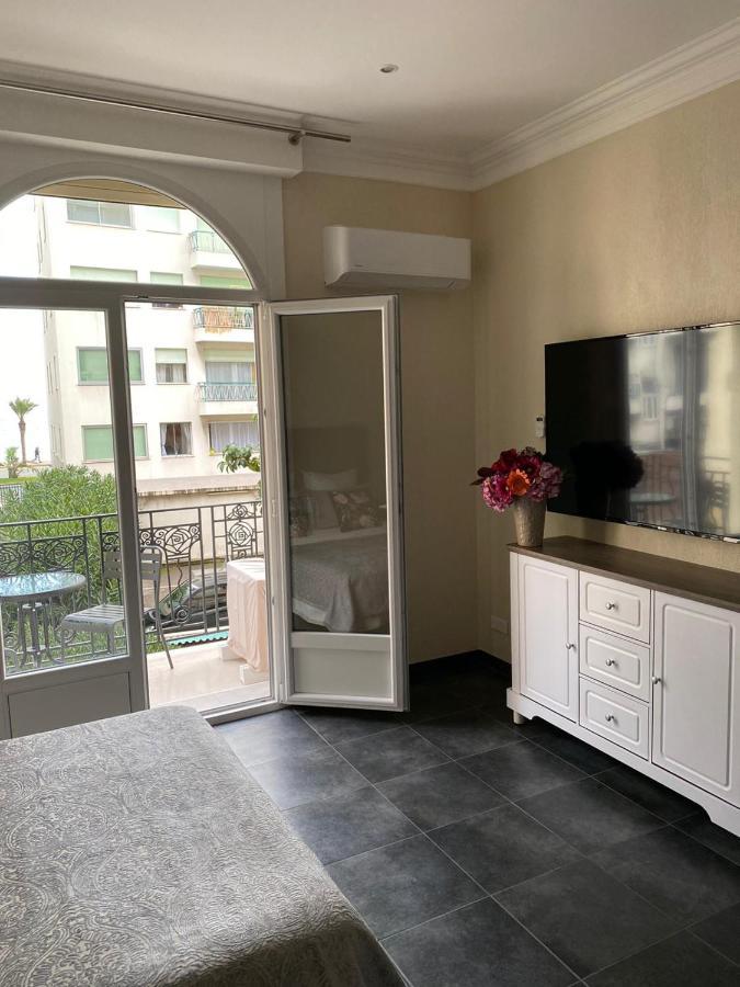 ניס Cozy Studio With A Sea View מראה חיצוני תמונה