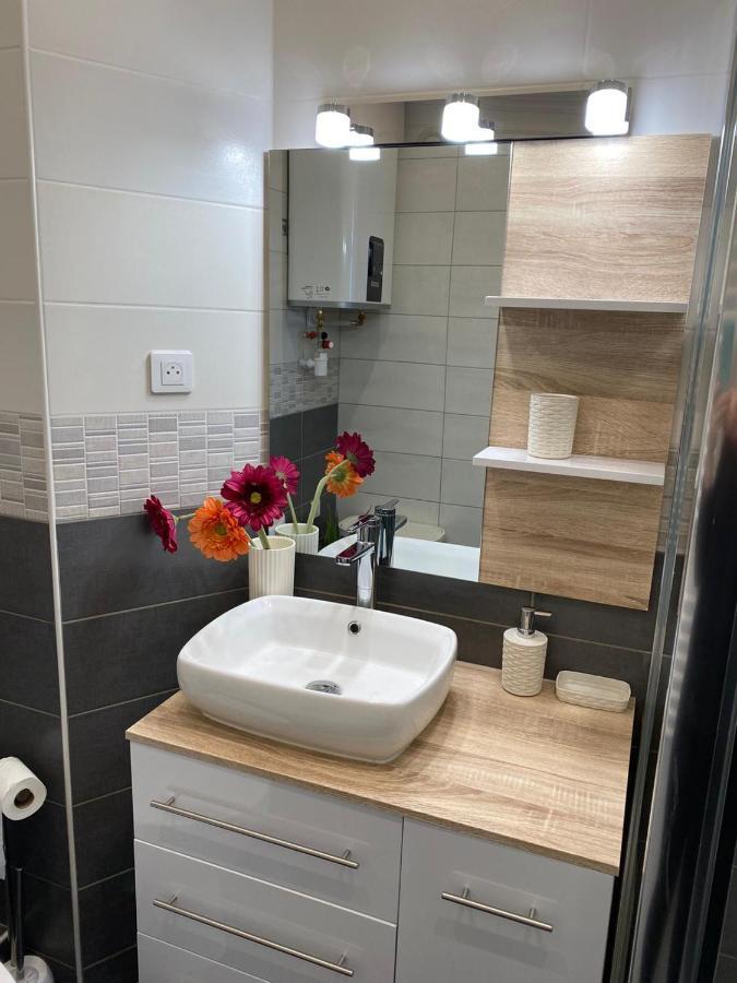 ניס Cozy Studio With A Sea View מראה חיצוני תמונה