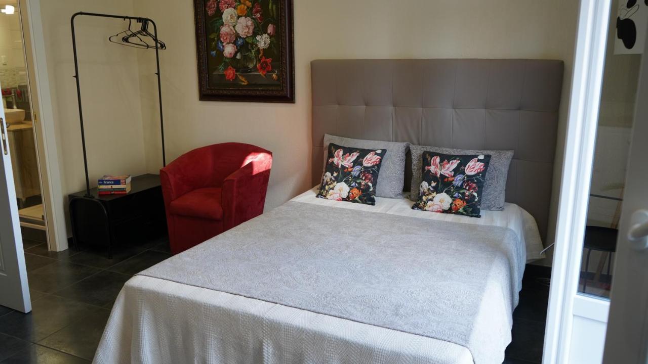 ניס Cozy Studio With A Sea View מראה חיצוני תמונה